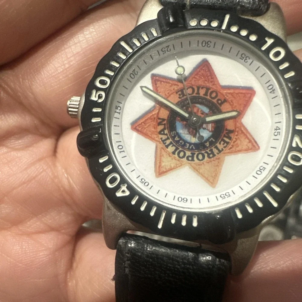 Working Metropolitan Las Vegas Police Unisex Watch New Battery 38.5mm Black Rare